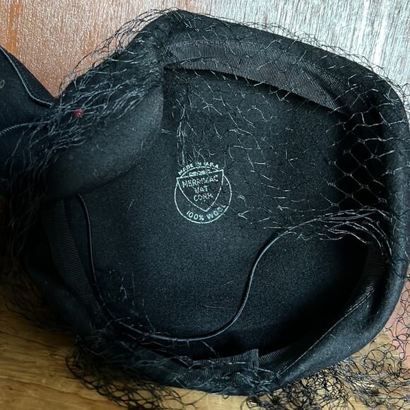 Vintage Merrimac Hat Corp Veil & Jewel Hat Wool USA 1940’s Derby main image 6
